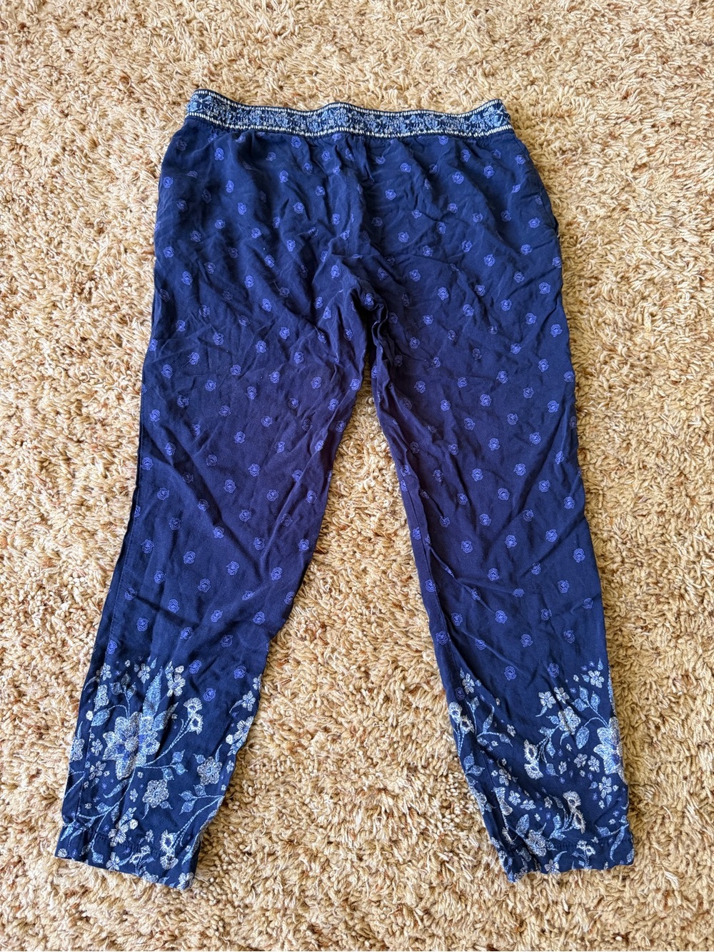 Old Navy Navy Blue Floral Border Mid-Rise Soft Pants for Women - Picture 5 of 6